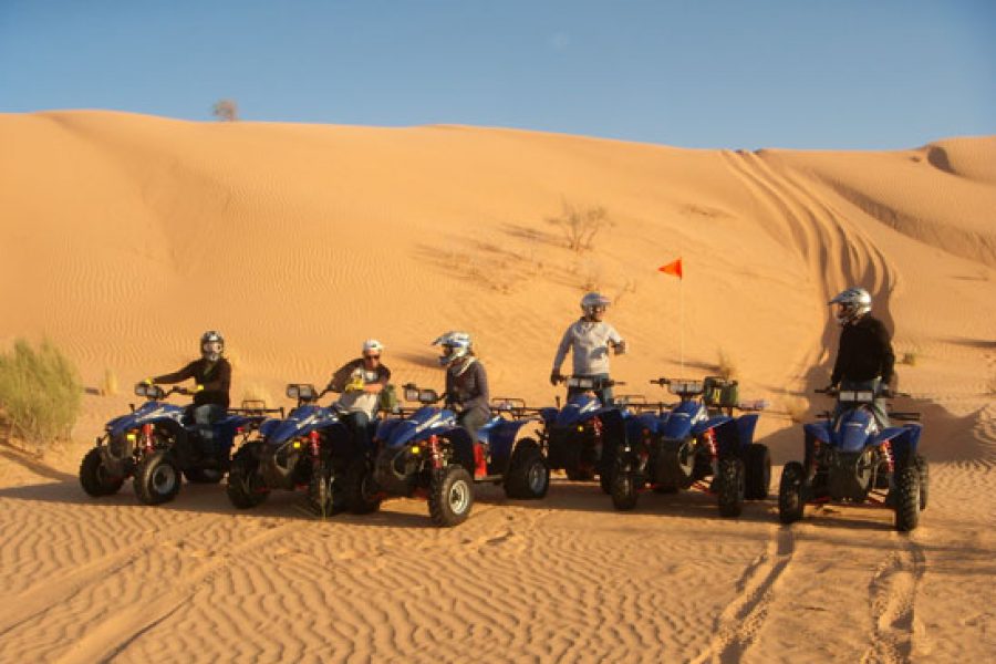 Randonnée en quad dans le désert tunisien